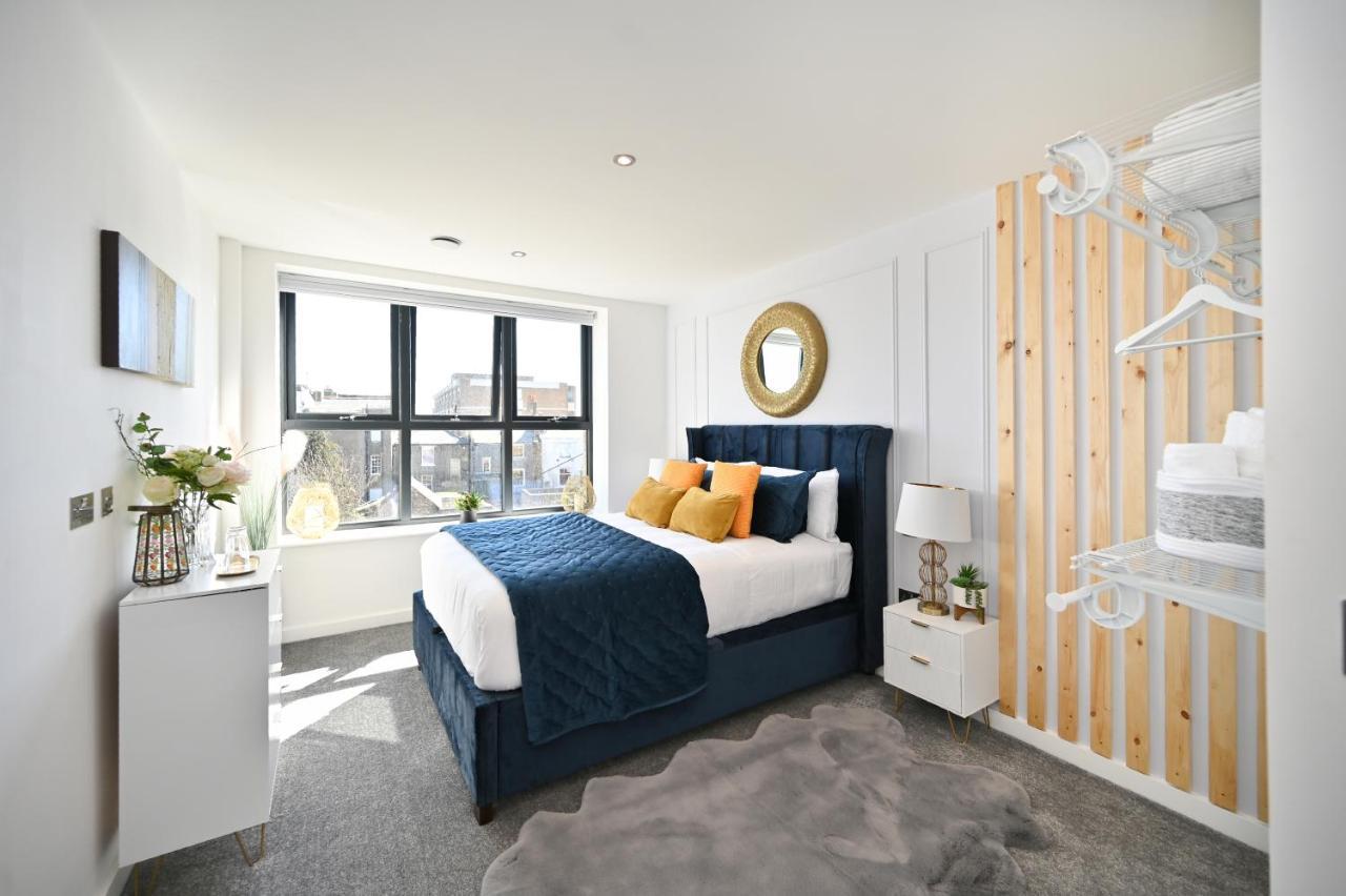 Spacious Designer 2Br Executive Apt, Near Beach & Marina, Central Location Рамсггейт Экстерьер фото